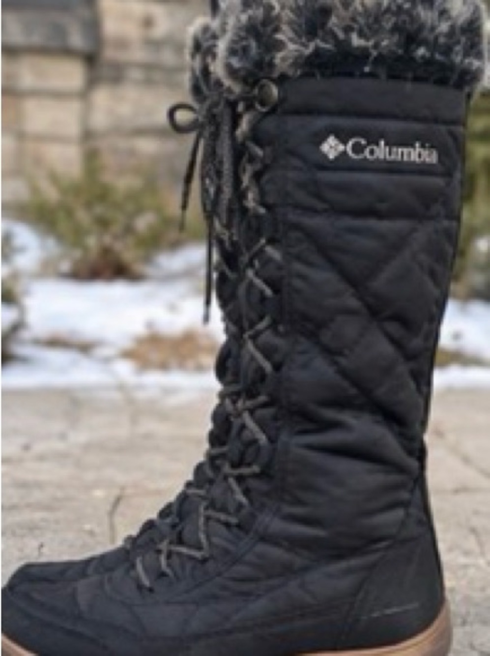 Columbia Black Quilted Tall Lace-Up Winter Boot with Faux-Fur Trim in EUC SIZE 8